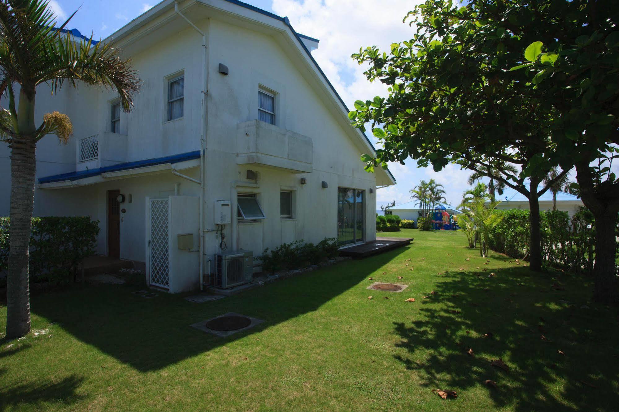 Yyy Club Ie Resort Ie Luaran gambar