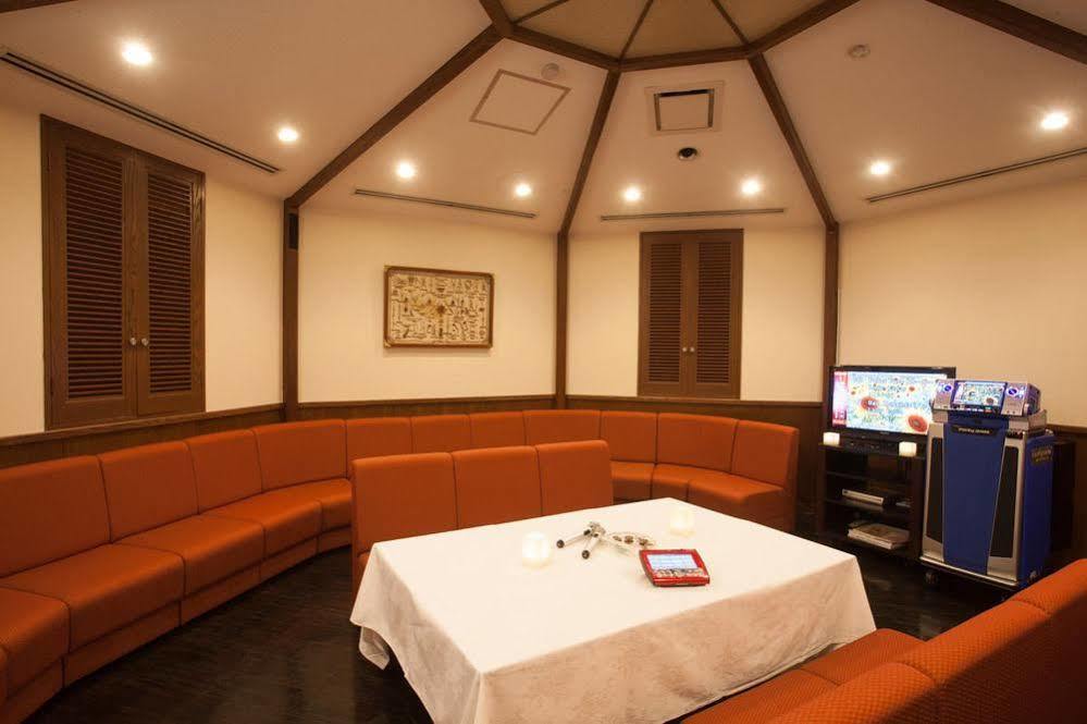 Yyy Club Ie Resort Ie Luaran gambar