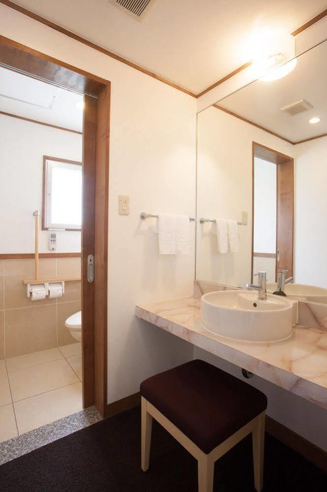 Yyy Club Ie Resort Ie Luaran gambar