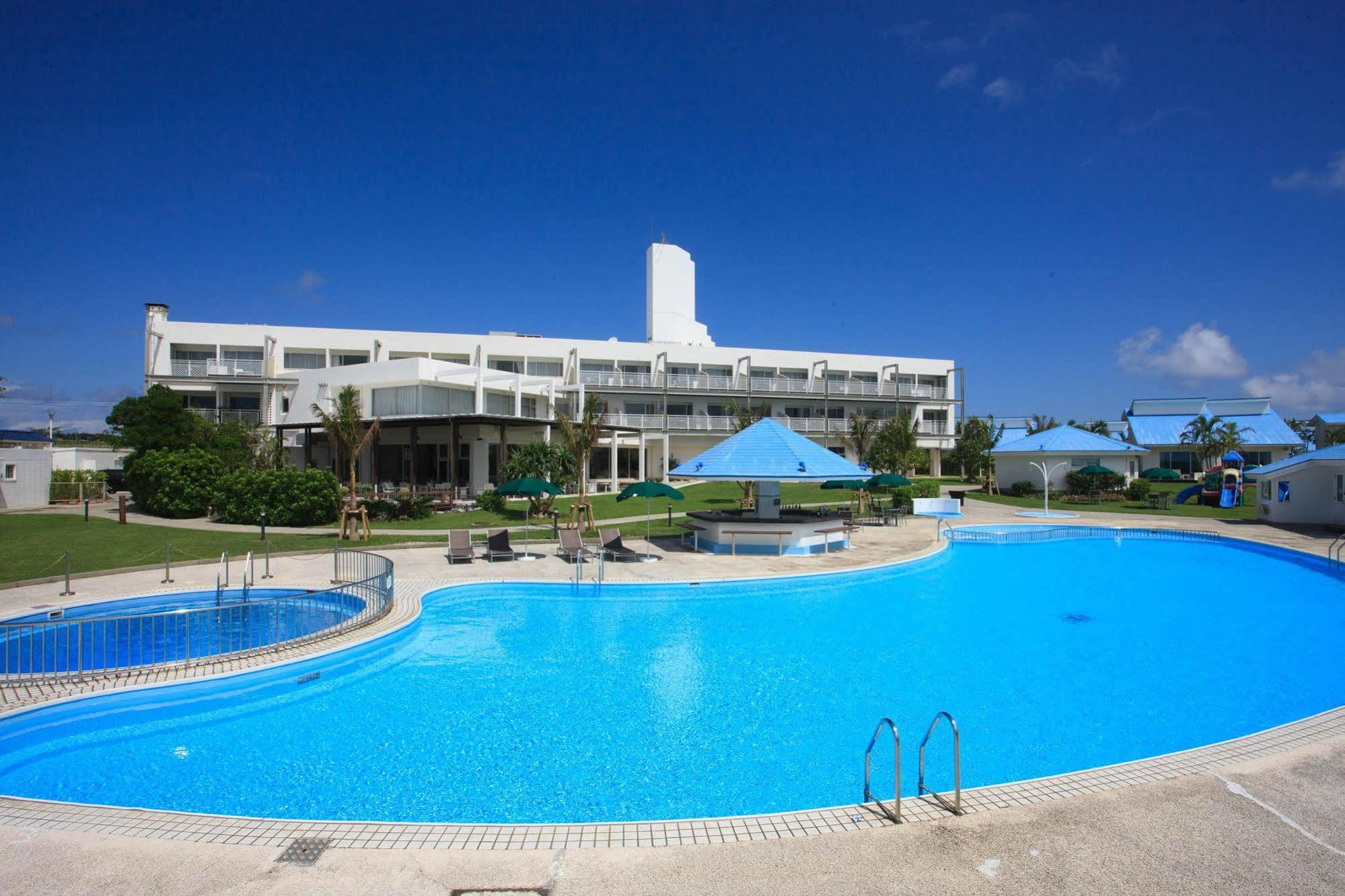 Yyy Club Ie Resort Ie Luaran gambar